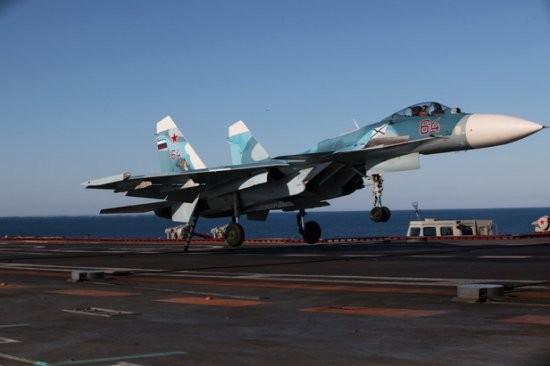 Máy bay chiến đấu hải quân Su-33 của Nga