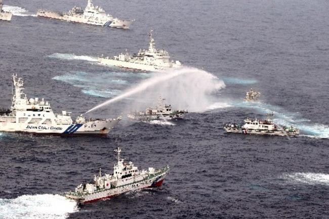 8 tàu tuần tra của Lực lượng bảo vệ bờ biển Nhật Bản vừa tập trung đuổi tàu Toàn Gia Phúc và tàu tuần tra của Đài Loan ra khỏi vùng biển đảo Senkaku.