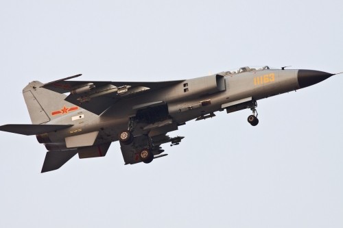 Báo Trung Quốc tuyên truyền, máy bay chiến đấu JH-7của lực lượng hàng không Hải quân Trung Quốc
