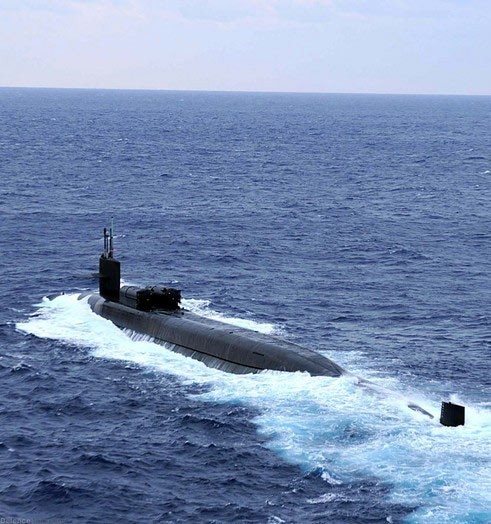 Tàu ngầm hạt nhân Mỹ tự do ra vào biển Đông