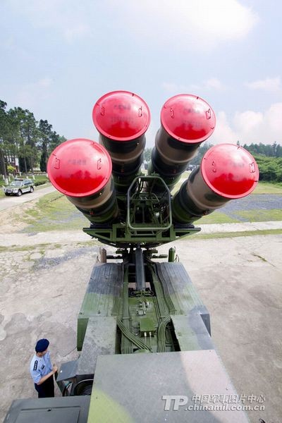 Tên lửa phòng không HQ-9 Trung Quốc