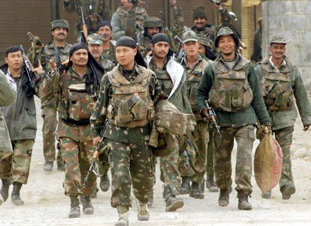 Liên đội súng trường Asam (Ấn Độ) ở phía đông biên giới Trung-Ấn
