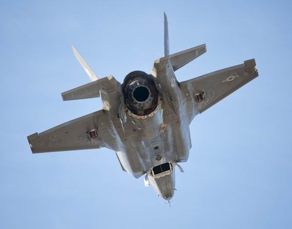 Máy bay chiến đấu tấn công liên hợp F-35