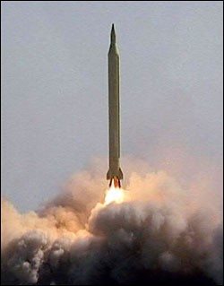 Tên lửa Taepodong-2 CHDCND Triều Tiên, tầm phóng 6.700 km