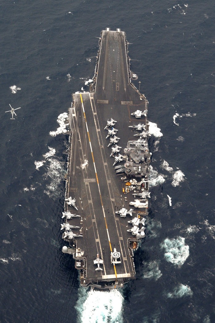 Tàu sân bay USS Enterprise CVN 65 của Hải quân Mỹ