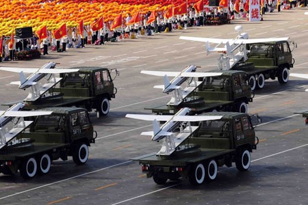 Máy bay không người lái cỡ nhỏ ASN-105 trong lễ duyệt binh của Trung Quốc