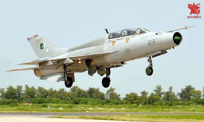 Máy bay của Không quân Pakistan tham gia huấn luyện (báo Nhân Dân, TQ)