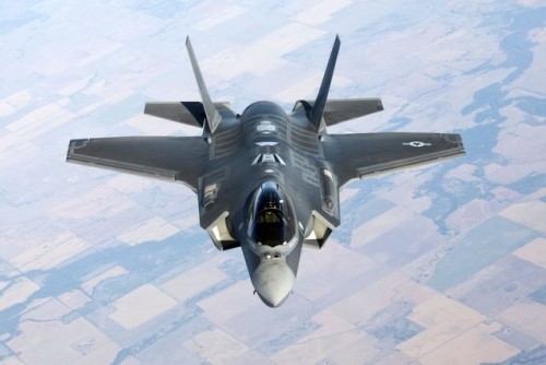 Máy bay chiến đấu tấn công liên hợp F-35 của Mỹ