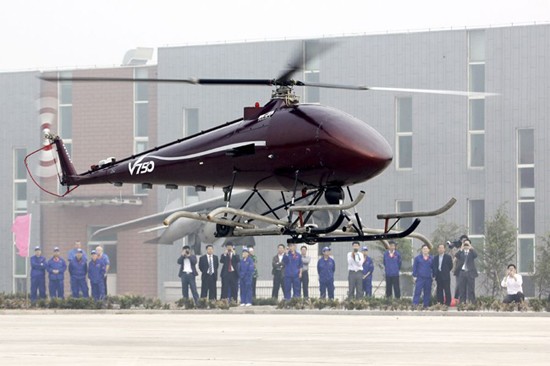 Máy bay trực thăng không người lái lớn nhất V-750 Trung Quốc bay thử thành công ở tỉnh Sơn Đông, Trung Quốc ngày 7 tháng 5 năm 2011.