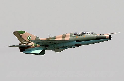 Máy bay chiến đấu J-7 của Không quân Nigeria, mua của Trung Quốc