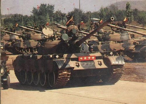 Xe tăng của Quân đội Campuchia, do Trung Quốc chế tạo