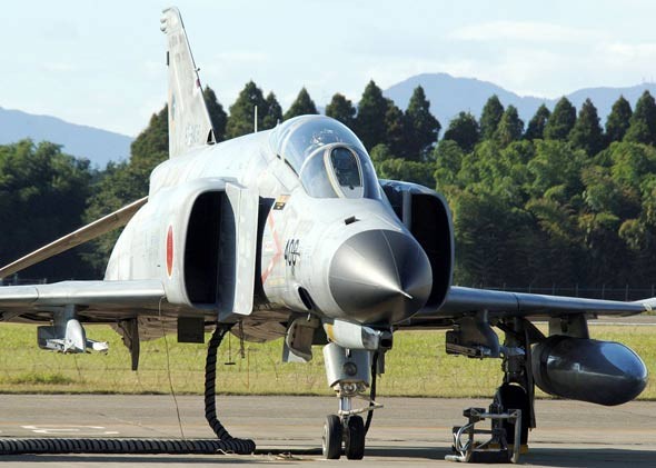 Máy bay chiến đấu F-4EJ Nhật Bản đã cũ kỹ