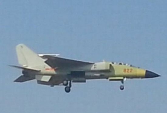 Máy bay chiến đấu JH-7B Trung Quốc bay thử (nguồn sina Trung Quốc)