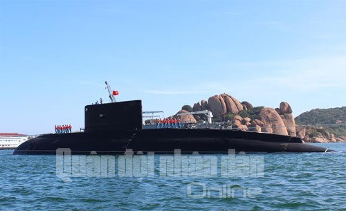 Tàu ngầm Hà Nội đã về nước bảo vệ chủ quyền biển đảo thiêng liêng của Tổ quốc