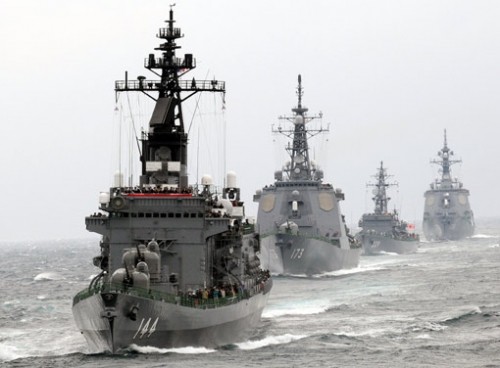 Biên đội tàu chiến của Nhật Bản hoạt động ở biển xa