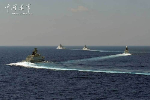 Năm 2013, Hạm đội Nam Hải cùng các hạm đội lớn khác cảu Hải quân Trung Quốc liên tiếp "khuấy đục" Biển Đông