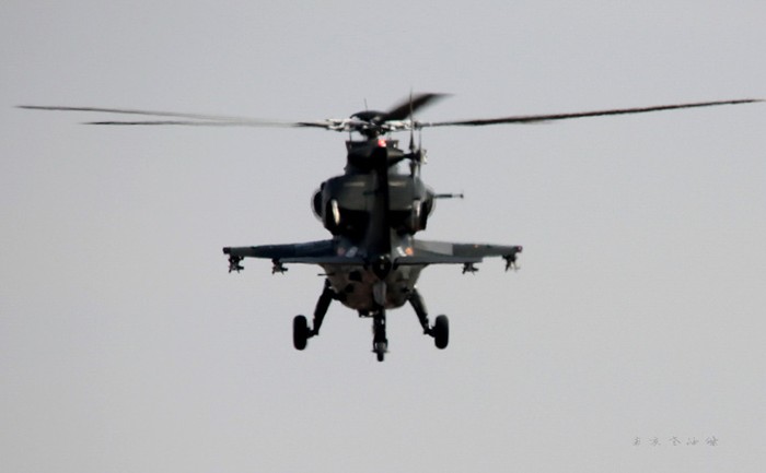 Máy bay trực thăng tấn công Z-10 Trung Quốc