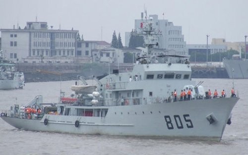 Tàu quét mìn Type 081 của Hải quân Trung Quốc, năm 2006 hạ thủy, năm 2007 đi vào hoạt động, dai 65 m, có pháo 2 nòng 37 mm