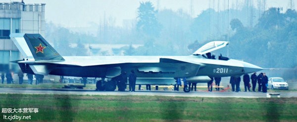 Máy bay chiến đấu tàng hình J-20 số hiệu 2011 Trung Quốc (nguồn: báo Hoàn Cầu, TQ)