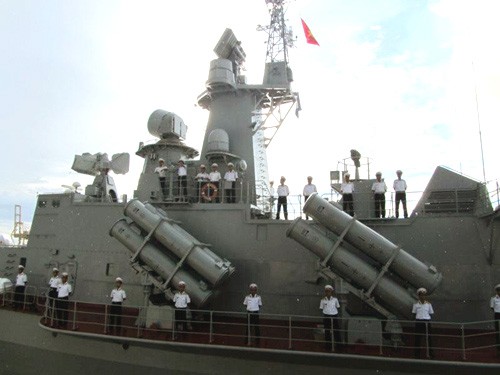 Tàu tên lửa lớp Molniya của Hải quân Việt Nam sẵn sàng bảo vệ chủ quyền biển đảo