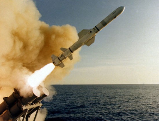 Tên lửa chống hạm Harpoon Mỹ sẽ trang bị cho tàu hộ vcệ Ramon Alcaraz Philippines