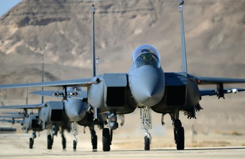 Máy bay chiến đấu F-15E Mỹ xuất hiện ở Israel
