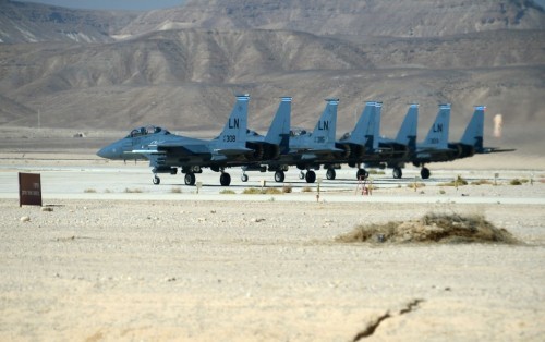 Máy bay chiến đấu F-15E Mỹ xuất hiện ở Israel (nguồn mạng quân sự sina Trung Quốc)