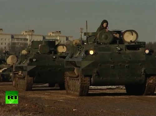 Lực lượng xe tăng Nga hành tiến (ảnh tư liệu)