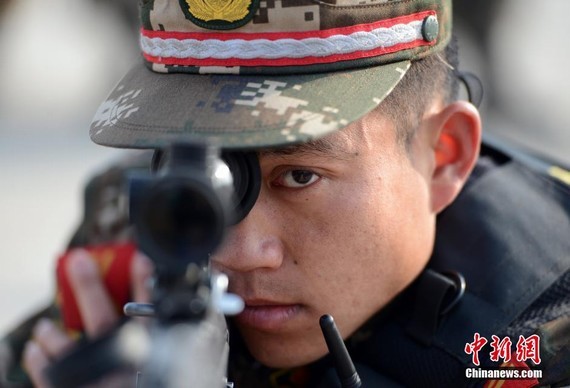 Xạ thủ bắn tỉa Lực lượng cảnh sát vũ trang Trung Quốc (ảnh minh họa)