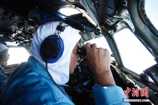 Không quân Việt Nam tìm kiếm máy bay chở khách Malaysia mất tích