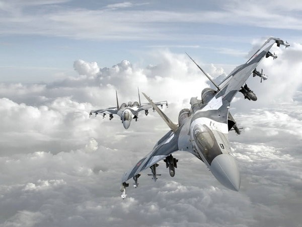 Theo truyền thông nước ngoài, Trung Quốc chuẩn bị mua 48 máy bay chiến đấu Su-35 của Nga, tổng trị giá 4 tỷ USD, đơn giá khoảng 85 triệu USD