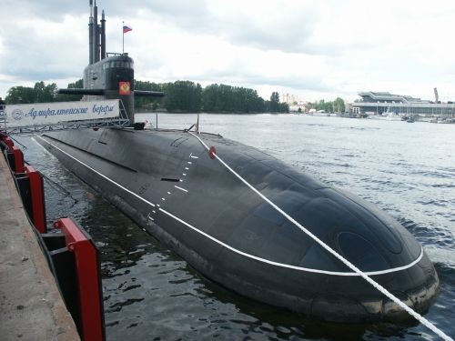 Tàu ngầm thông thường lớp Lada của Hải quân Nga