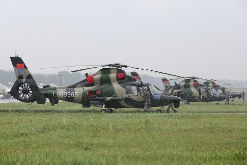 Máy bay trực thăng Trung Quốc trong diễn tập &quot;Sứ mệnh Hòa bình-2013&quot;