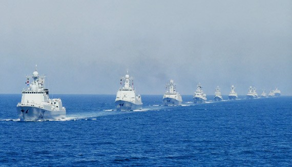 Tàu chiến chủ lực của Hải quân Trung Quốc tại Lễ duyệt binh trên biển năm 2009