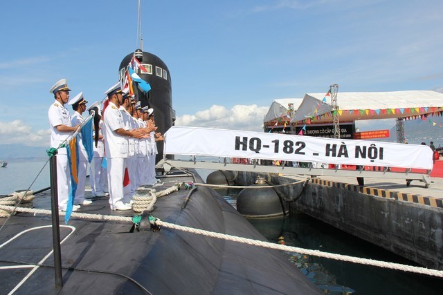 Tàu ngầm Hà Nội HQ182, tàu ngầm Thành phố Hồ Chí Minh HQ183 của Quân đội Việt Nam
