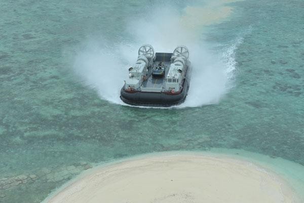 Hạm đội Nam Hải trong một cuộc tập trận đánh chiếm đảo năm 2013 (nguồn: military.dwnews.com)