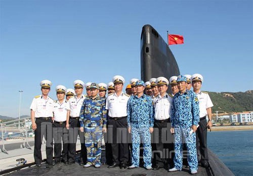 Hải quân Việt Nam tăng cường sức chiến đấu, sẵn sàng bảo vệ chủ quyền biển đảo