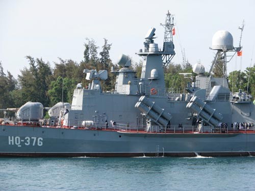 Tàu tên lửa lớp Molniya của Hải quân Việt Nam trang bị tổ hợp tên lửa chống hạm Kh-35