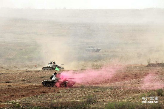 Quân đội Trung Quốc tổ chức tập trận đổ bộ đánh chiếm đảo (nguồn Thời báo Hoàn Cầu, Trung Quốc ngày 6 tháng 5 năm 2014)