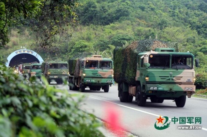 Tân Hoa xã ngày 10 tháng 5 năm 2014 đưa tin cho biết, vào ngày 7 tháng 5 năm 2014, một lữ đoàn phòng không Hạm đội Nam Hải đã tiến hành tập trận bắn đạn thật