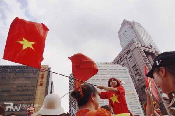 Cộng đồng người Việt ở Đài Loan giương cao cờ Tổ quốc phản đối hành động xâm lược vùng biển Việt Nam của Trung Quốc