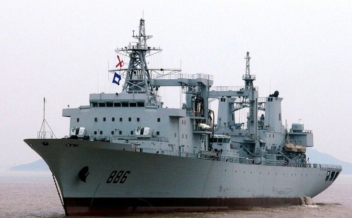 Tàu tiếp tế Thiên Đảo Hồ số hiệu 886 Type 903, Hải quân Trung Quốc