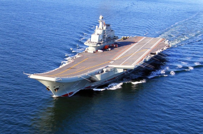Trung Quốc chỉ mới tân trang tàu sân bay do Liên Xô chế tạo, đặt tên là Liêu Ninh.