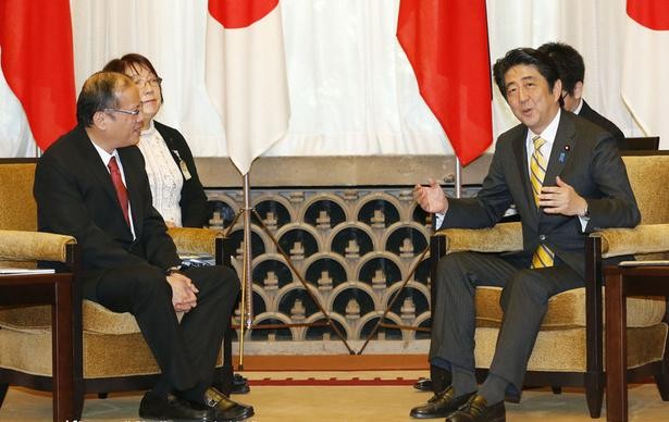 Ngày 24 tháng 6 năm 2014, Tổng thống Philippines Benigno và Thủ tướng Nhật Bản Shinzo Abe hội đàm tại Tokyo