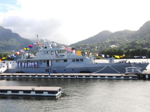 Tàu hộ vệ Etoile Type 62 của Seychelles do Trung Quốc tặng