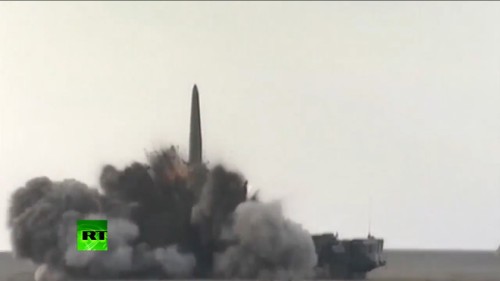 Tên lửa chiến thuật Iskander M Nga bắn mục tiêu