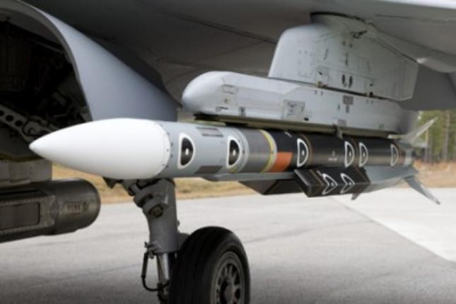 Tên lửa không đối không Meteor trang bị cho máy bay chiến đấu JAS-39 của Không quân Thụy Điển