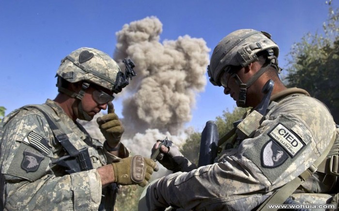 Quân đội Mỹ đánh sập một tòa nhà mà Taliban có thể sử dụng (ảnh tư liệu minh họa)