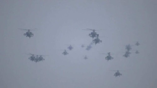 Tiểu đoàn máy bay trực thăng AH-64D Apache thuộc lữ đoàn tấn công đường không 4, Quân đội Mỹ tại Hàn Quốc ngày 18 tháng 4 năm 2014 (ảnh minh họa)