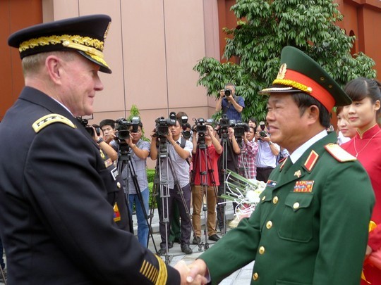 Việt-Mỹ tăng cường quan hệ quân sự